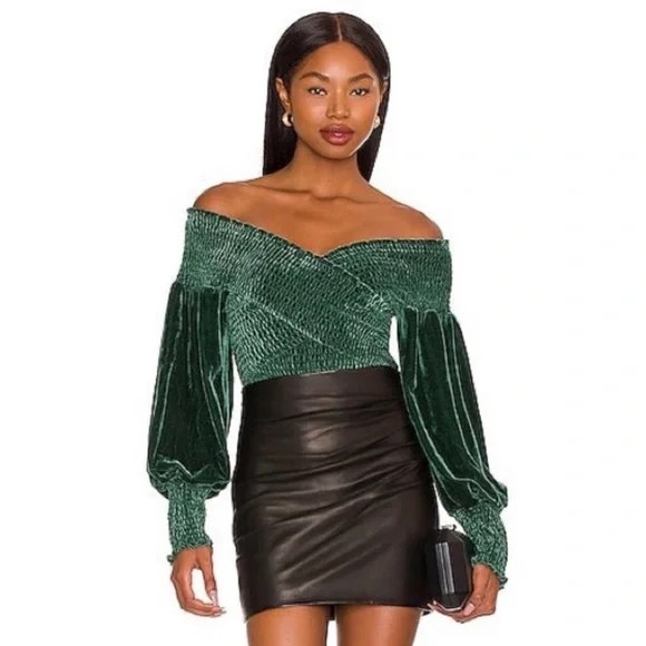 BB Dakota By Steve Madden Velvet Smocked Double V-Neck Top Size S - Picture 3 of 10